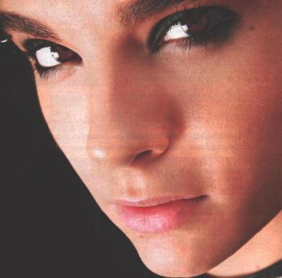 il a de tro bo yeux!!!!!!!